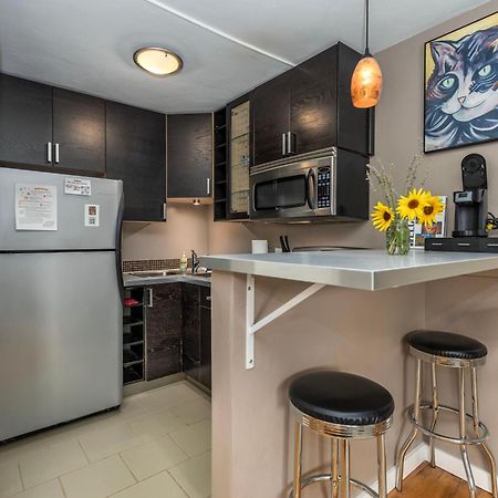 קנב The Flagstone Boutique Inn & Suites מראה חיצוני תמונה