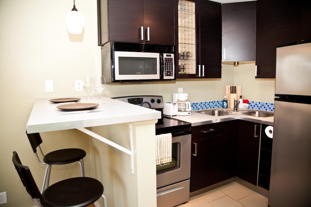 קנב The Flagstone Boutique Inn & Suites מראה חיצוני תמונה